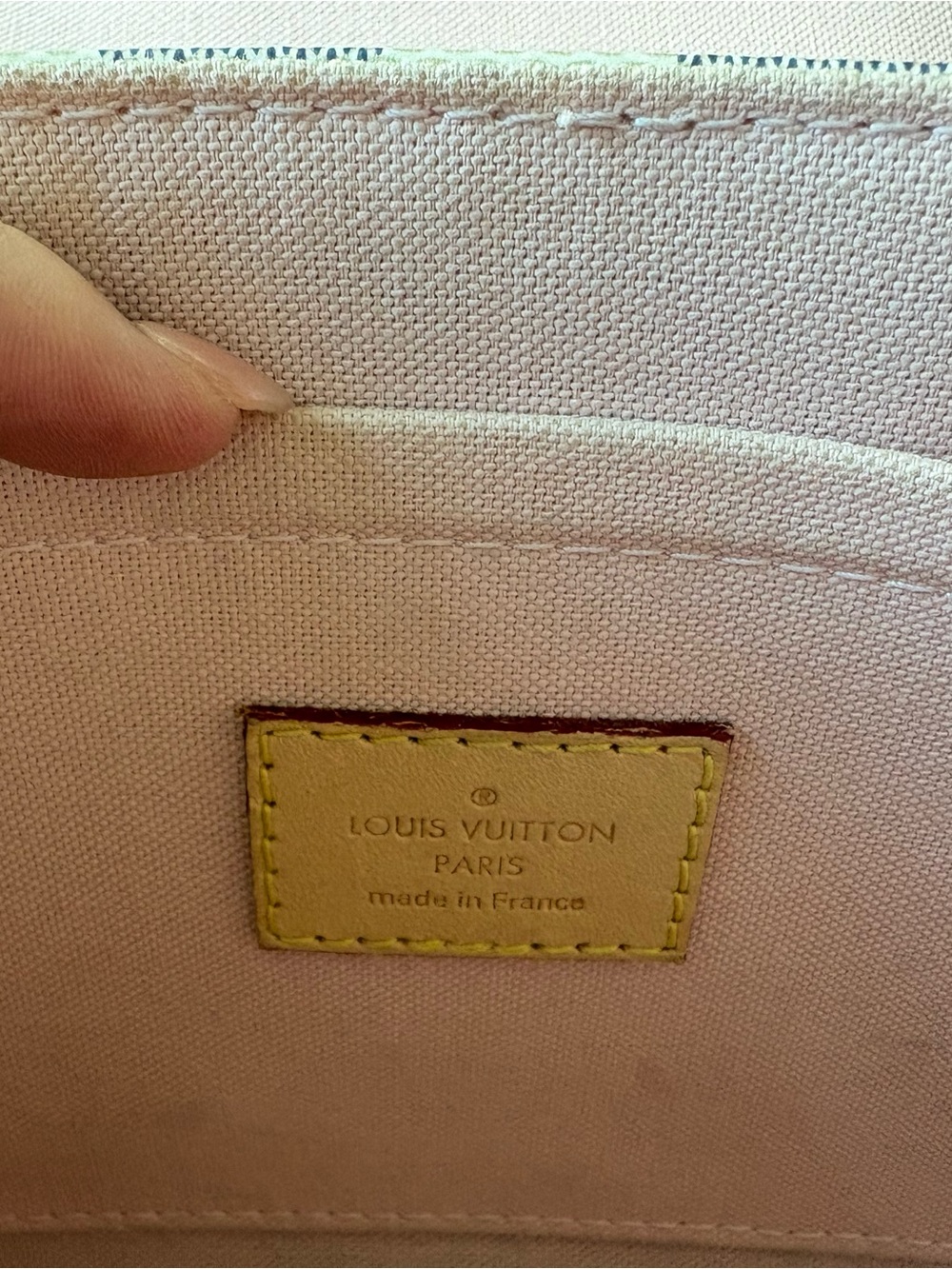 Louis Vuitton Croisette Damier Azur Crossbody Bag - Picture 7 of 9